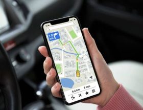 Aplicativos de GPS no celular